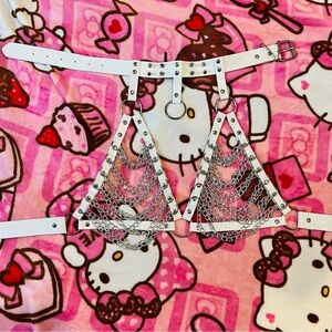 Dolls Kill BRAZEN TACTICS CHAIN HARNESS CHOKER - WHITE